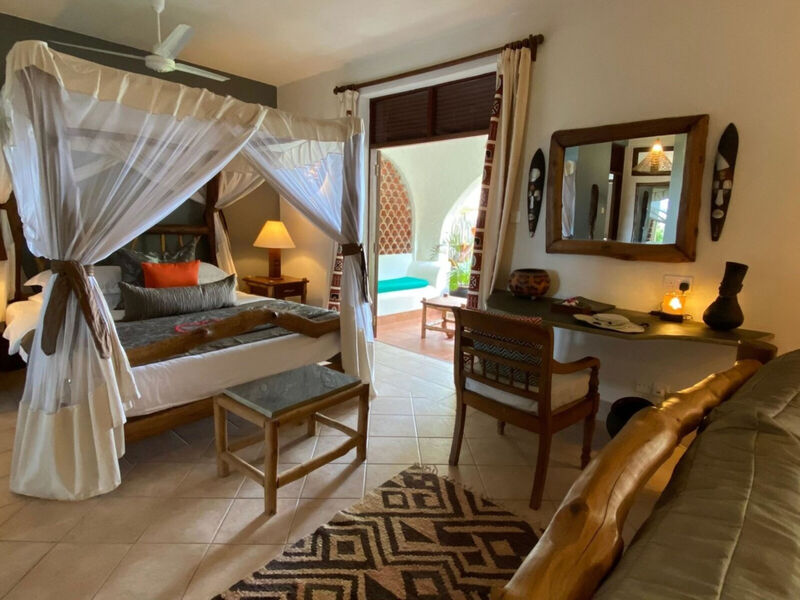 Pinewood Beach Resort &Amp; Spa