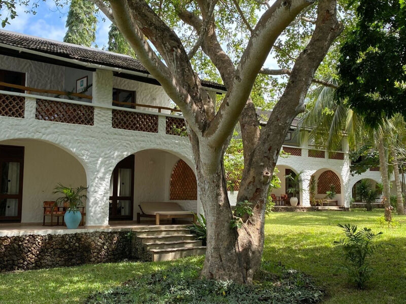 Pinewood Beach Resort &Amp; Spa