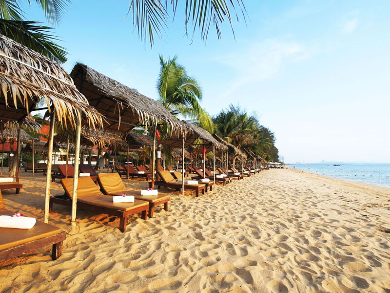Pinnacle Grand Jomtien Beach Club Resort
