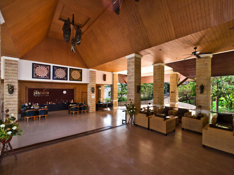 Pinnacle Jomtien Resort &