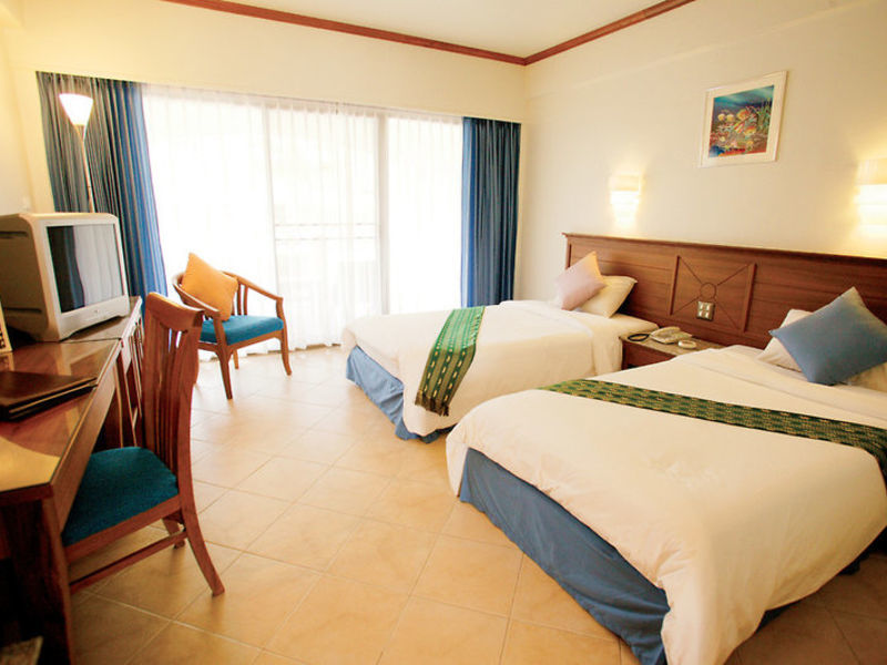 Pinnacle Jomtien Resort &