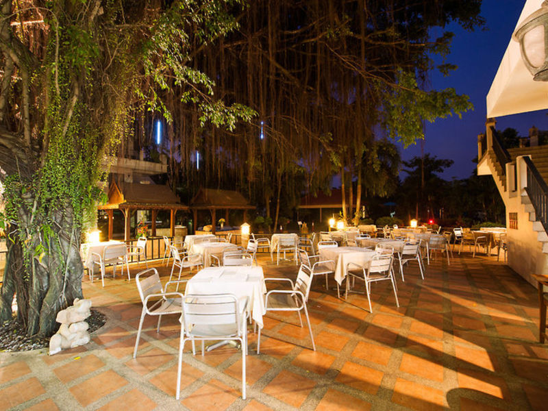 Pinnacle Jomtien Resort &