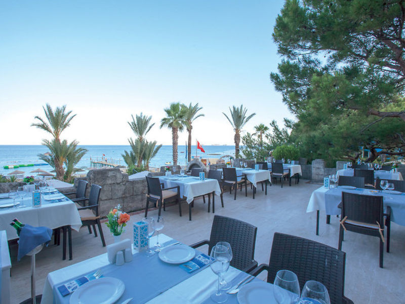 Pirate's Beach Club