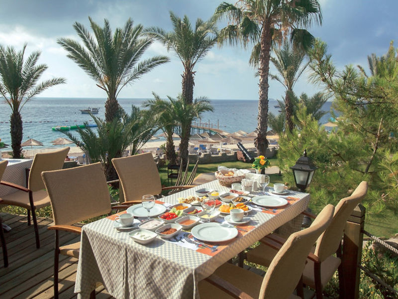 Pirate's Beach Club