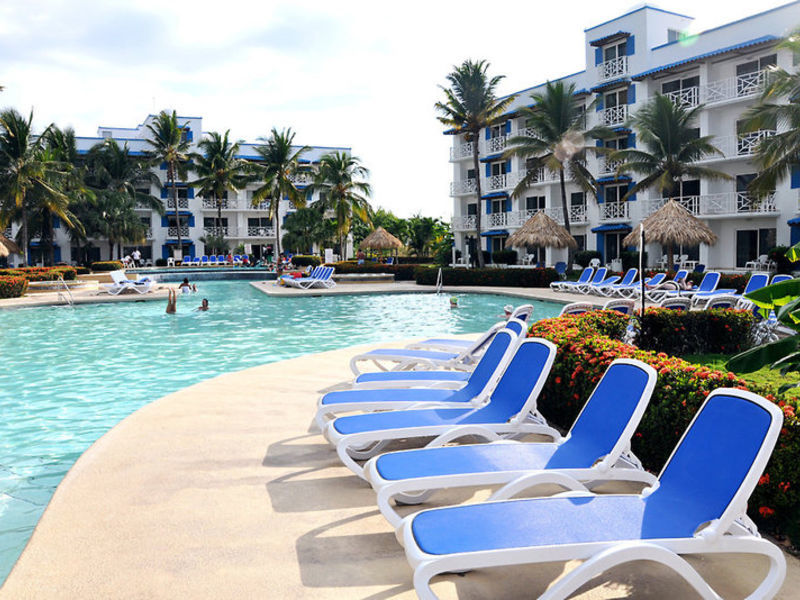 Playa Blanca Beach Resort