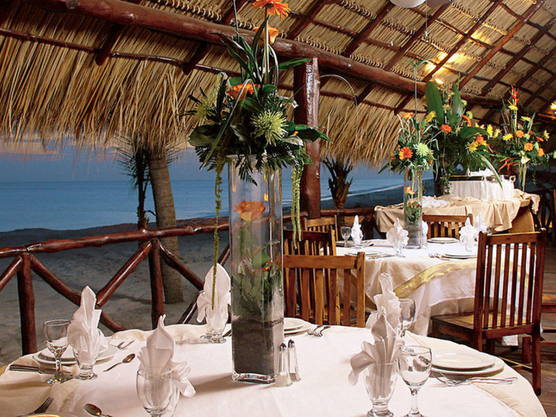 Playa Blanca Beach Resort