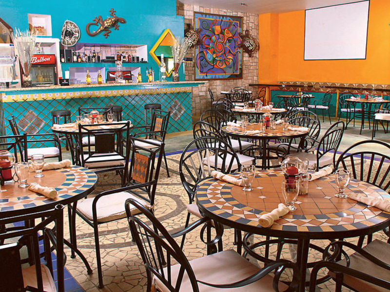 Playa Blanca Beach Resort