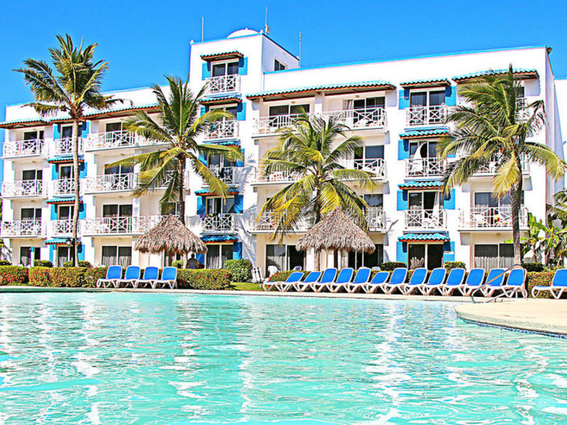 Playa Blanca Beach Resort