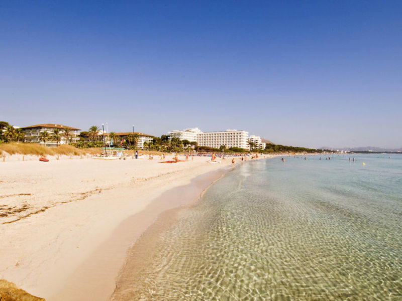 Playa Esperanza Suites