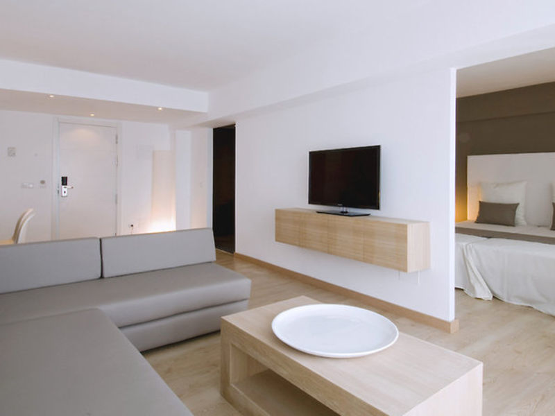 Playa Esperanza Suites