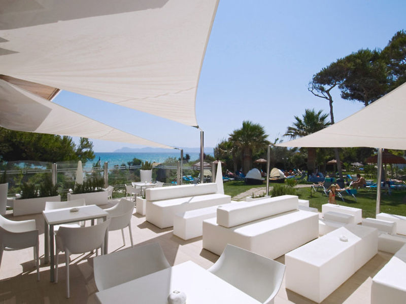 Playa Esperanza Suites