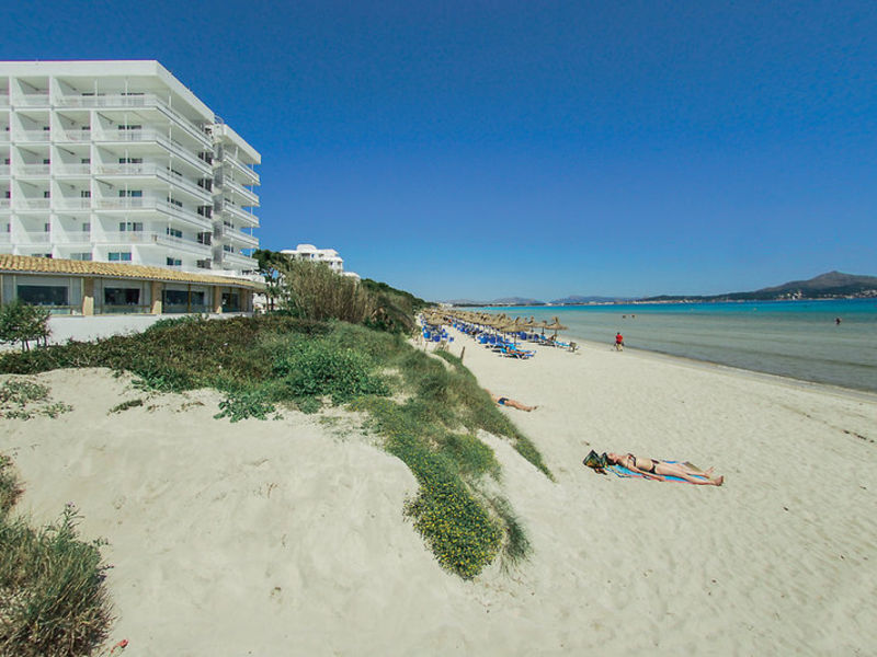 Playa Esperanza Suites
