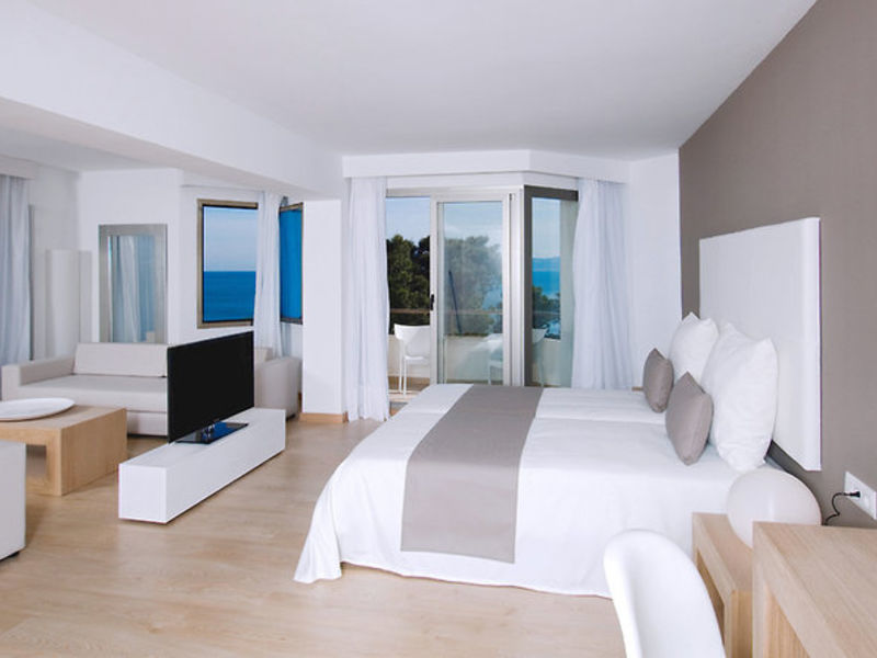 Playa Esperanza Suites