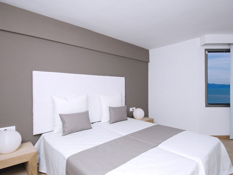Playa Esperanza Suites