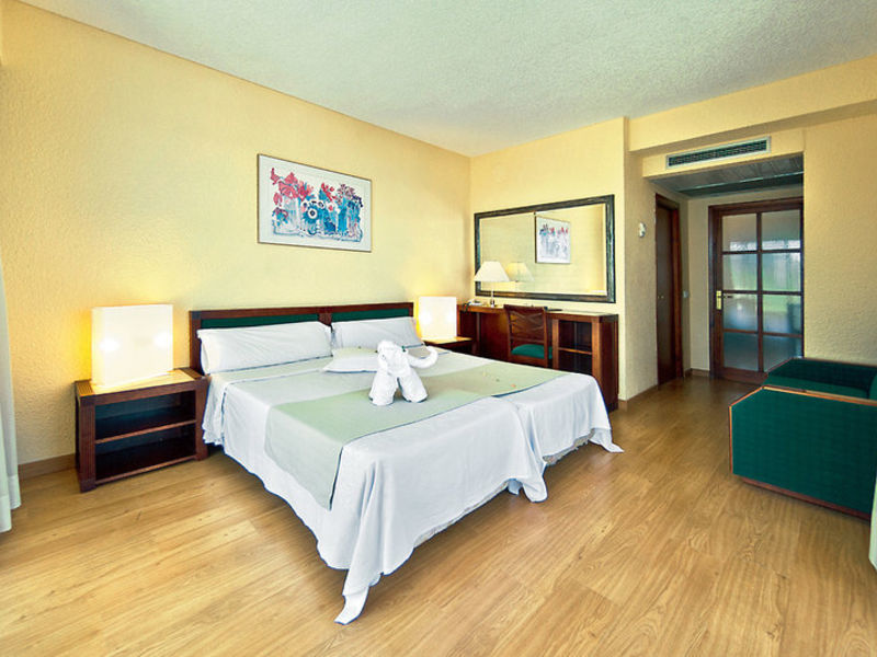 Playa Esperanza Suites