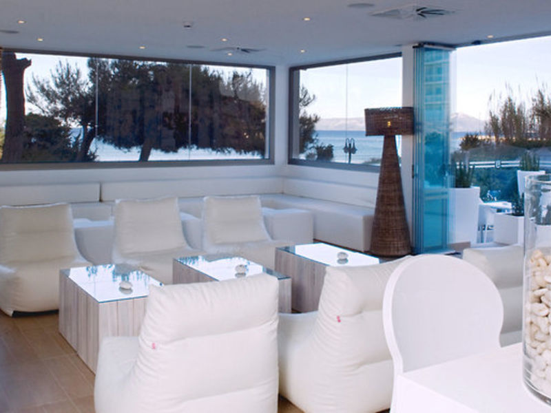 Playa Esperanza Suites