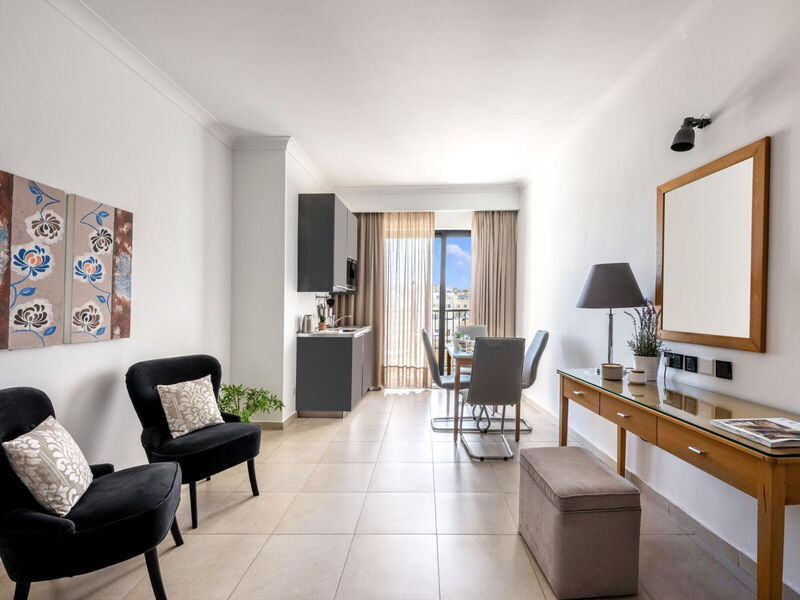 Plaza Regency Hotels