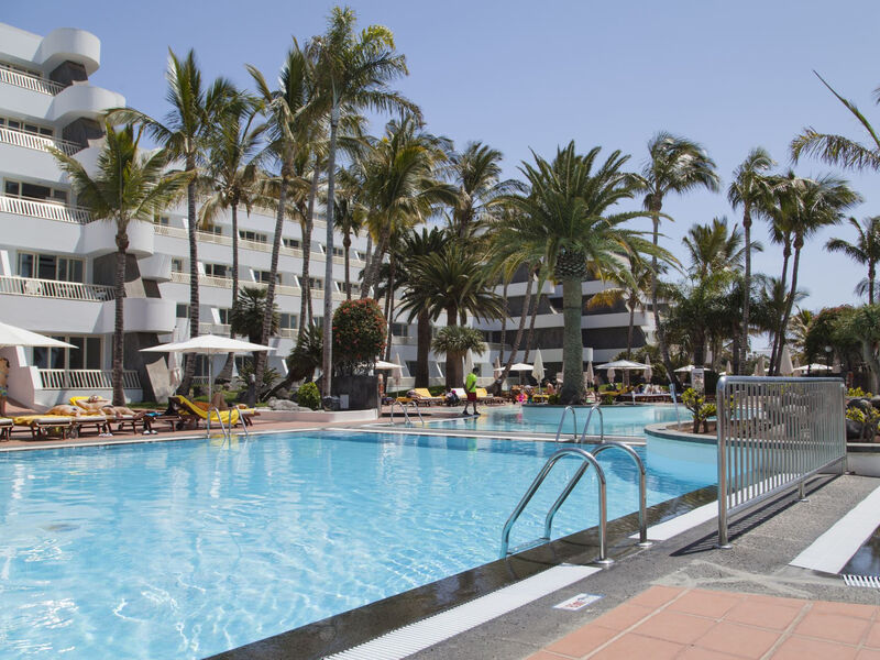 Plus Fariones Suite Hotel