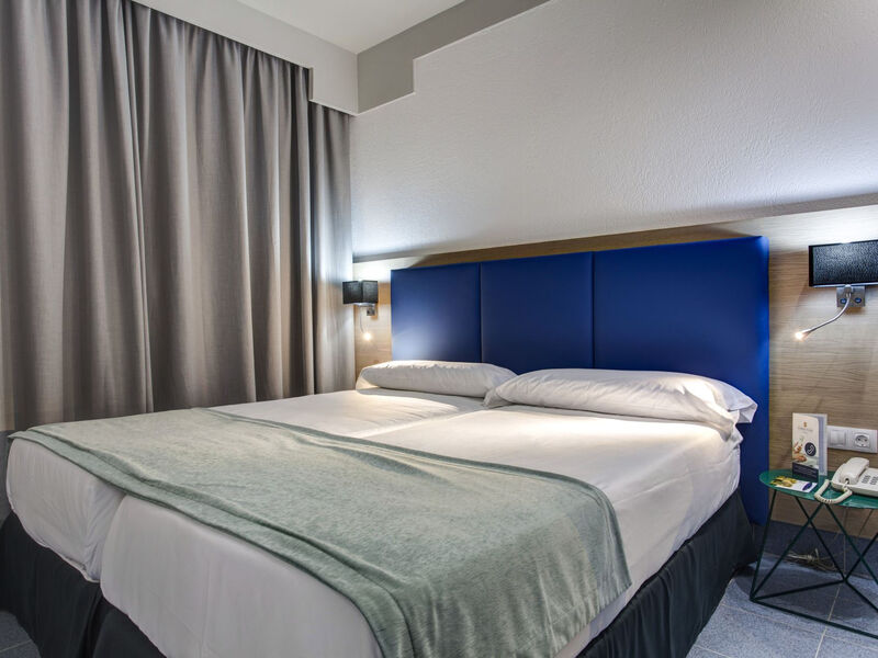 Plus Fariones Suite Hotel