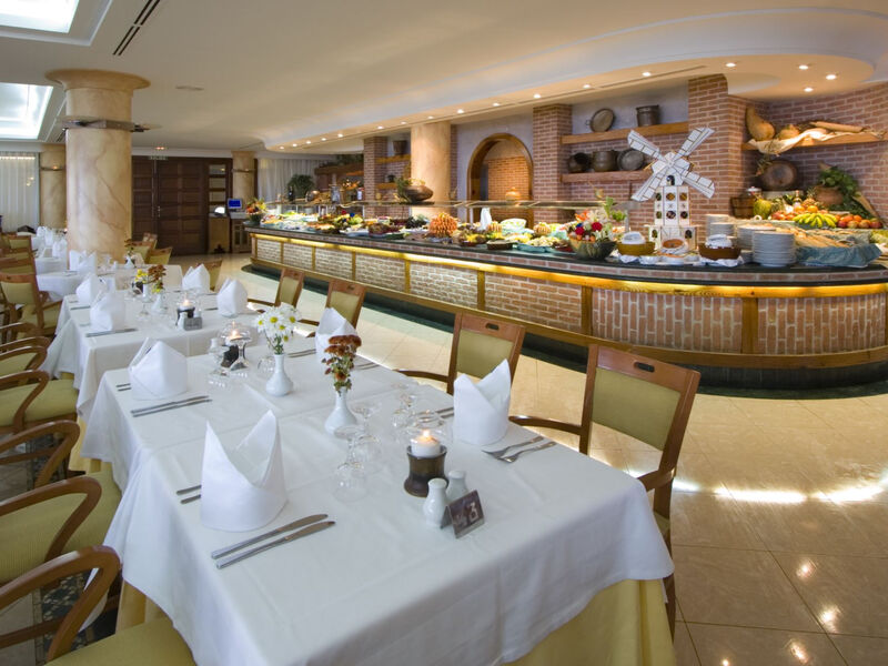 Plus Fariones Suite Hotel