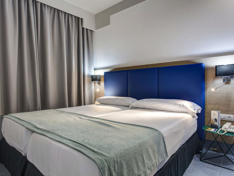 Plus Fariones Suite Hotel