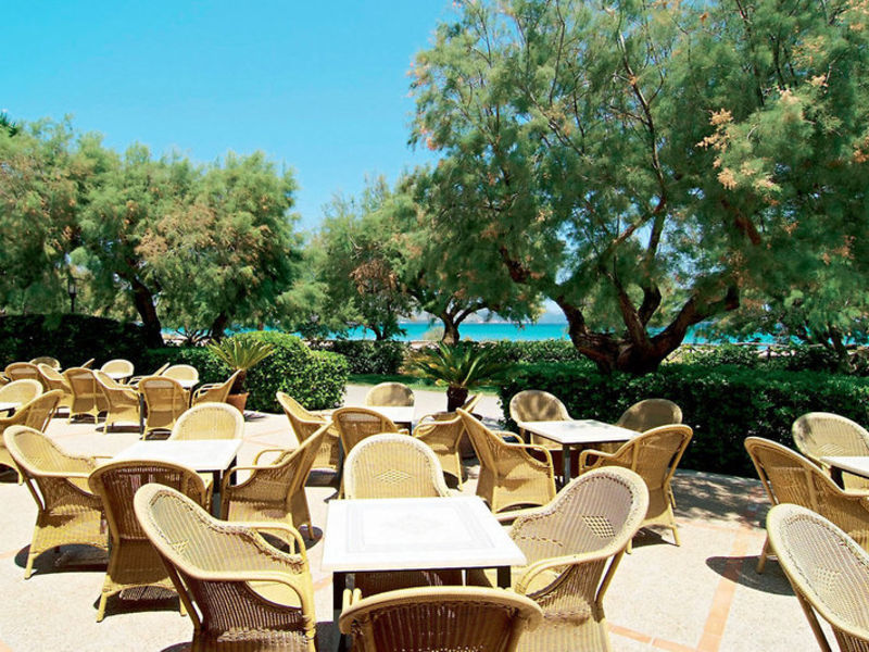 Port Blue Cl. Pollentia Village