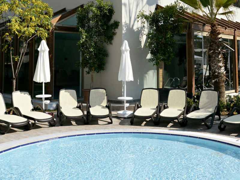 Port Side Resort