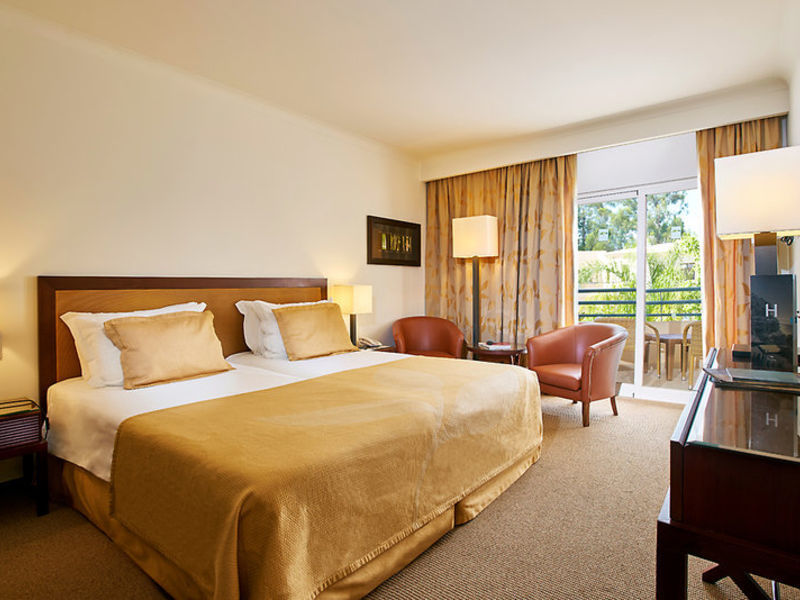 Porto Bay Falesia