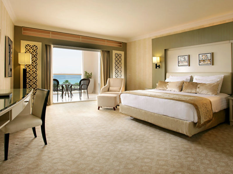 Premier Romance Hotel & Spa