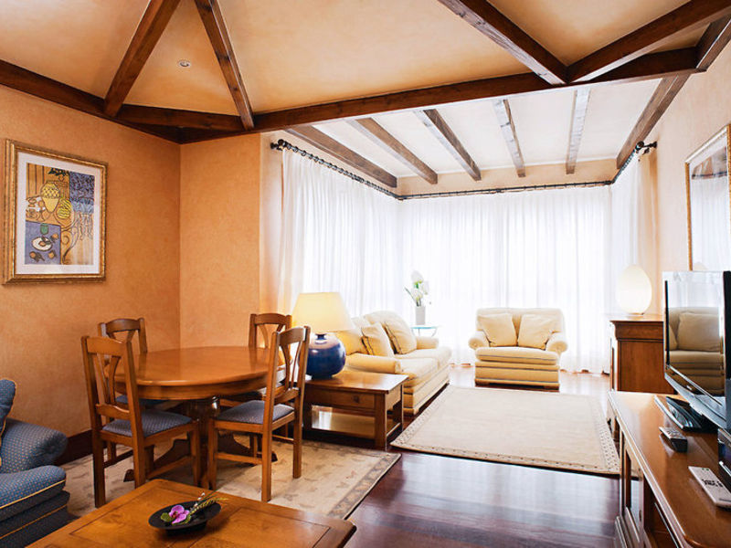 Princesa Yaiza Suite Resort