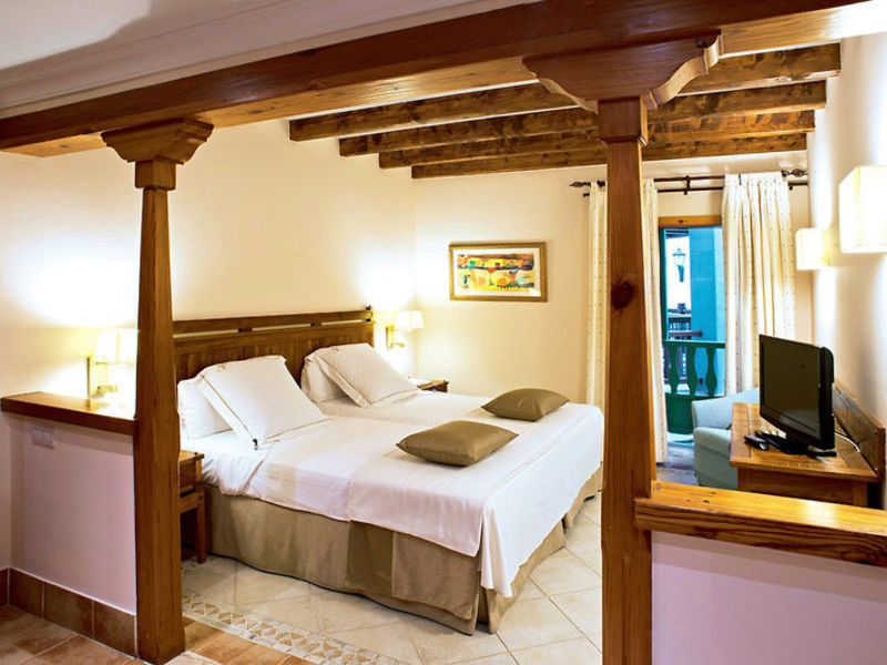 Princesa Yaiza Suite Resort
