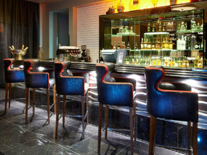 Protea Fire & Ice Melrose Arch