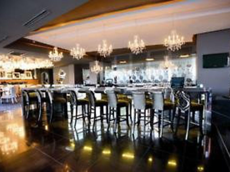 Protea Fire & Ice Melrose Arch