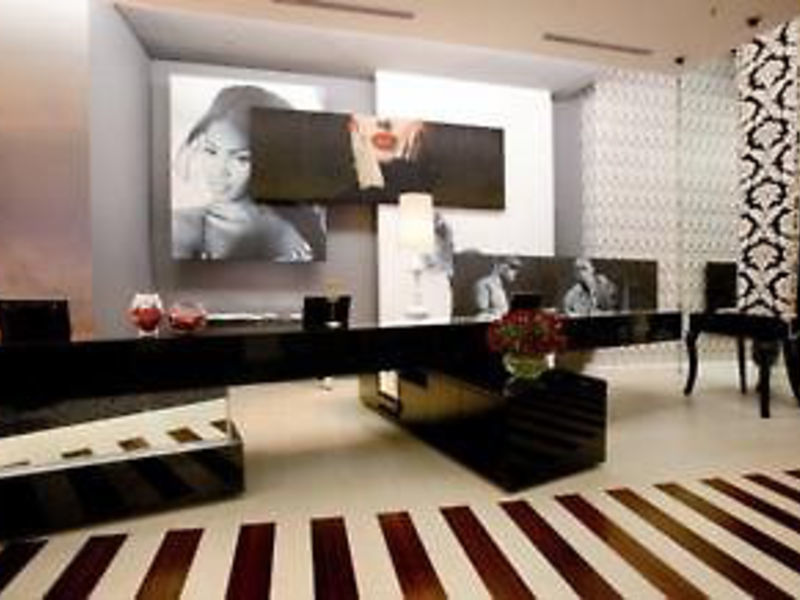Protea Fire & Ice Melrose Arch