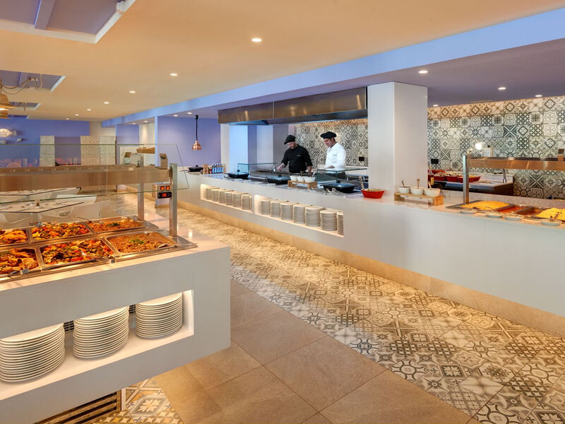 Protur Floriana Resort