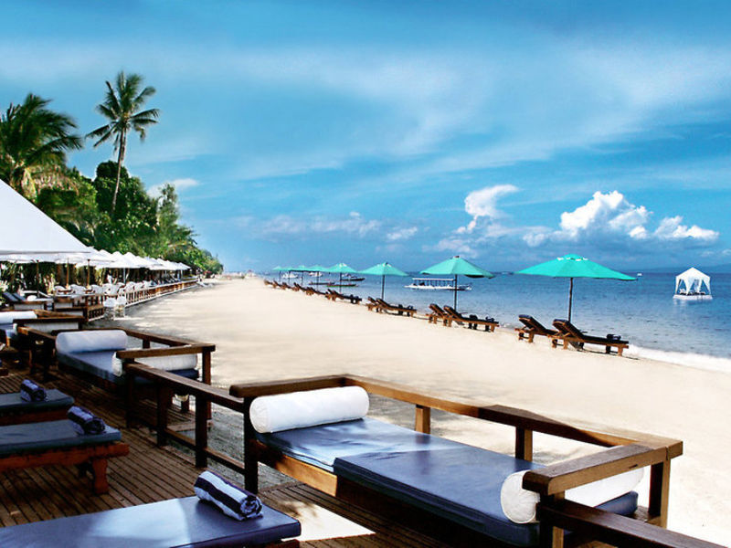 Puri Santrian Resort & Spa