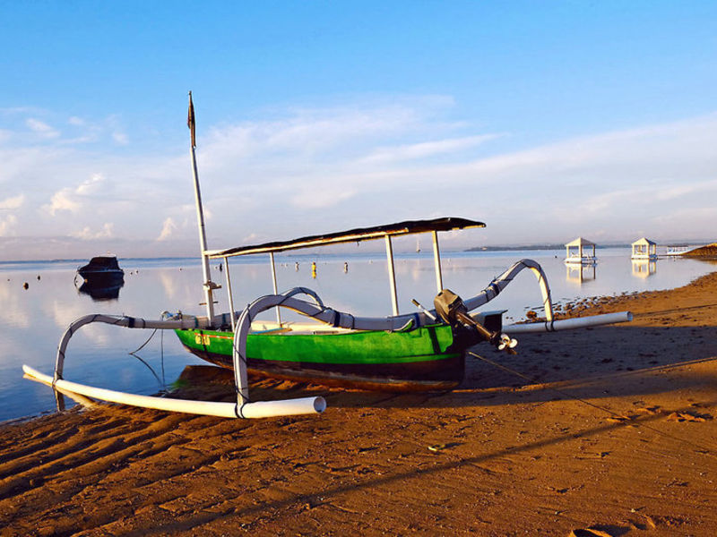 Puri Santrian Resort & Spa