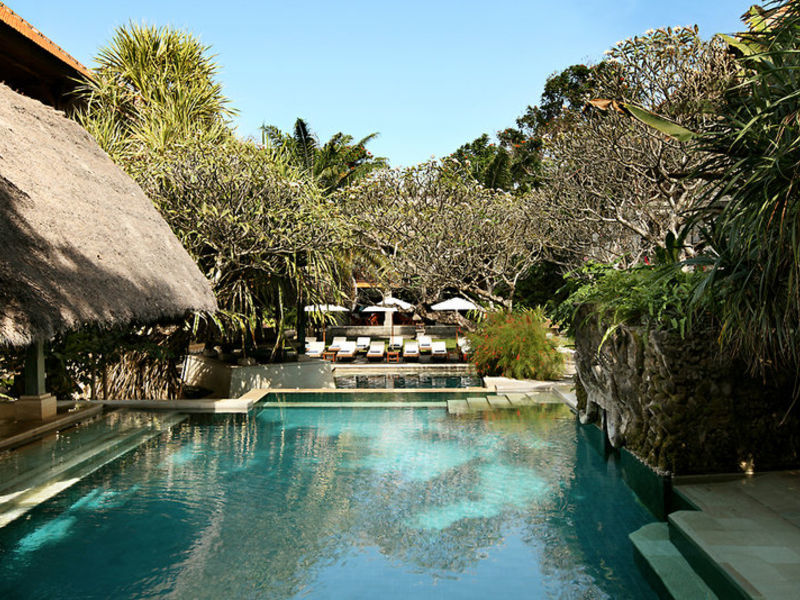 Puri Santrian Resort & Spa