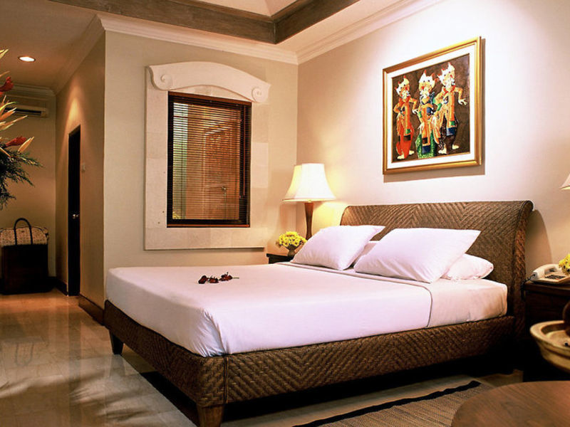 Puri Santrian & Spa
