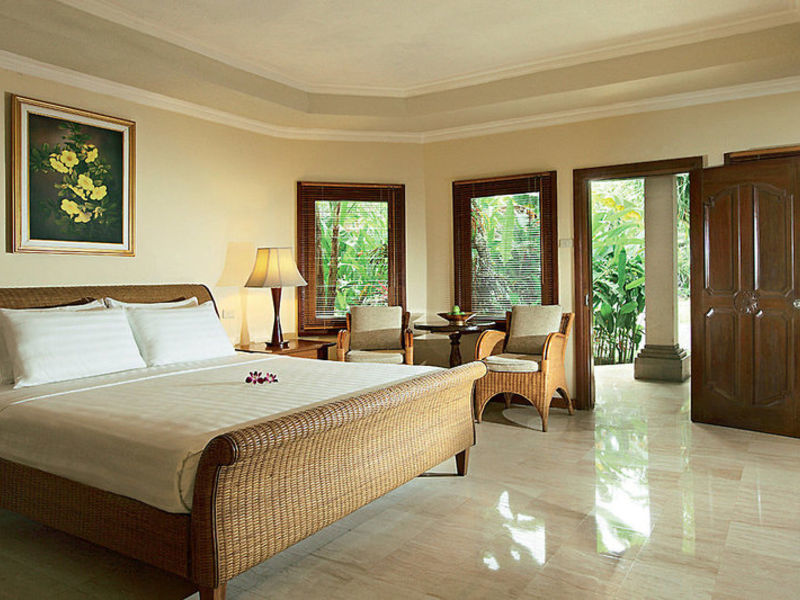 Puri Santrian & Spa