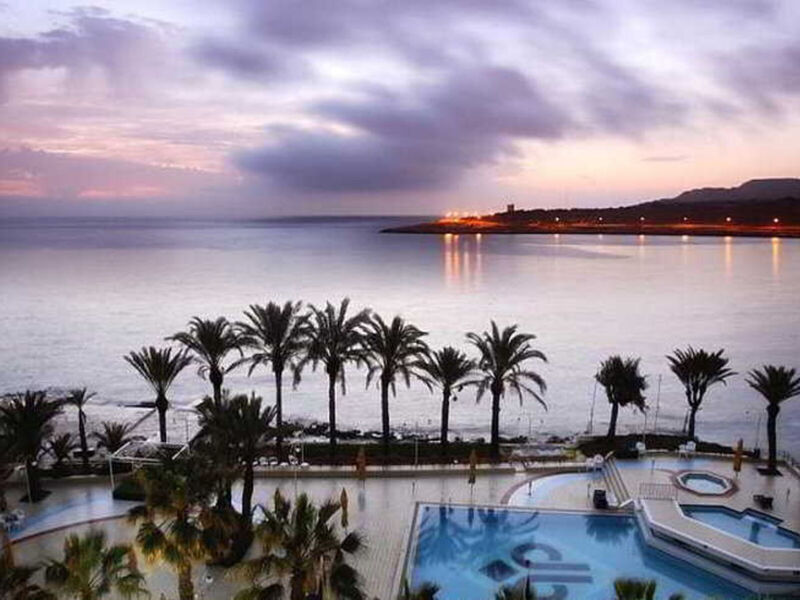 Qawra Palace Resort & Spa