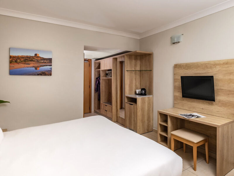 Qawra Palace Resort & Spa