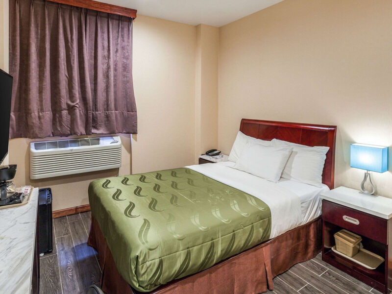 Quality Inn Near Sunset Park