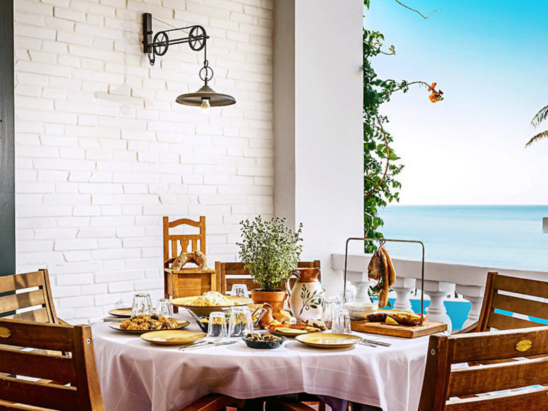 Radisson Blu Beach Resort