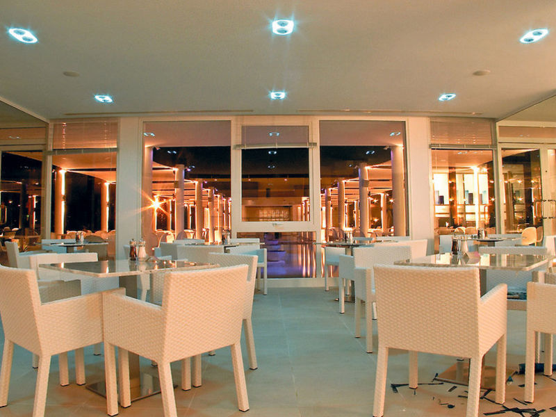 Radisson Blu Palace Resort