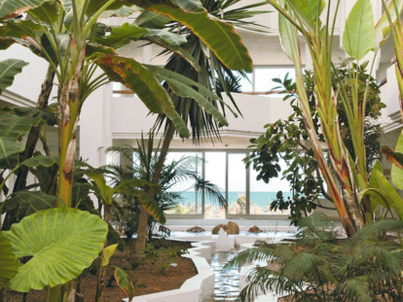 Radisson Blu Palace Resort