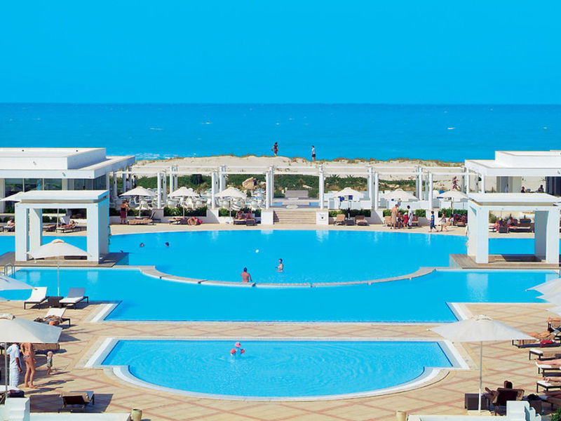 Radisson Blu Palace Resort