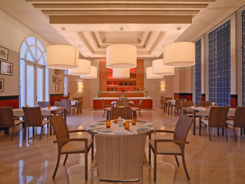 Radisson Blu Palace Resort & T