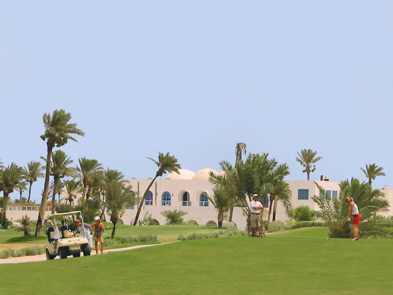 Radisson Blu Palace Resort & T