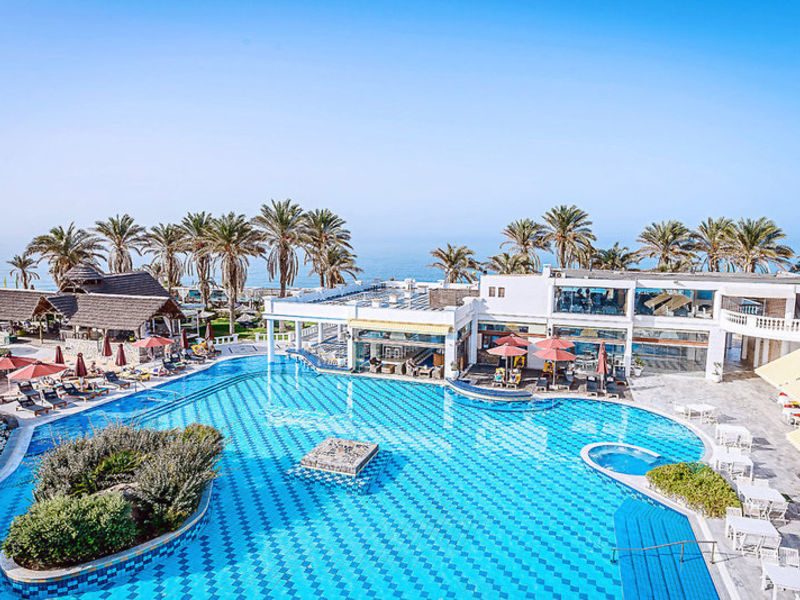 Radisson Blue Beach Resort